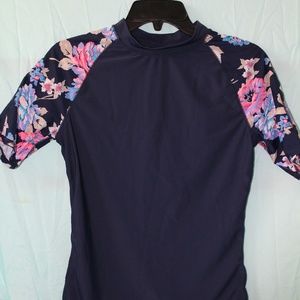 Old Navy Rash Guard w/ Short Sleeves: Med. Navy